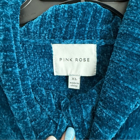 Pink Rose blue cowl‎ neck sweater, size XL - Picture 4 of 4